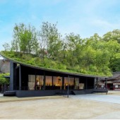 Hiện đại và truyền thống bên trong ngôi đền 1.100 năm tuổi